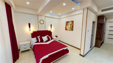 LUXIN HOTEL .